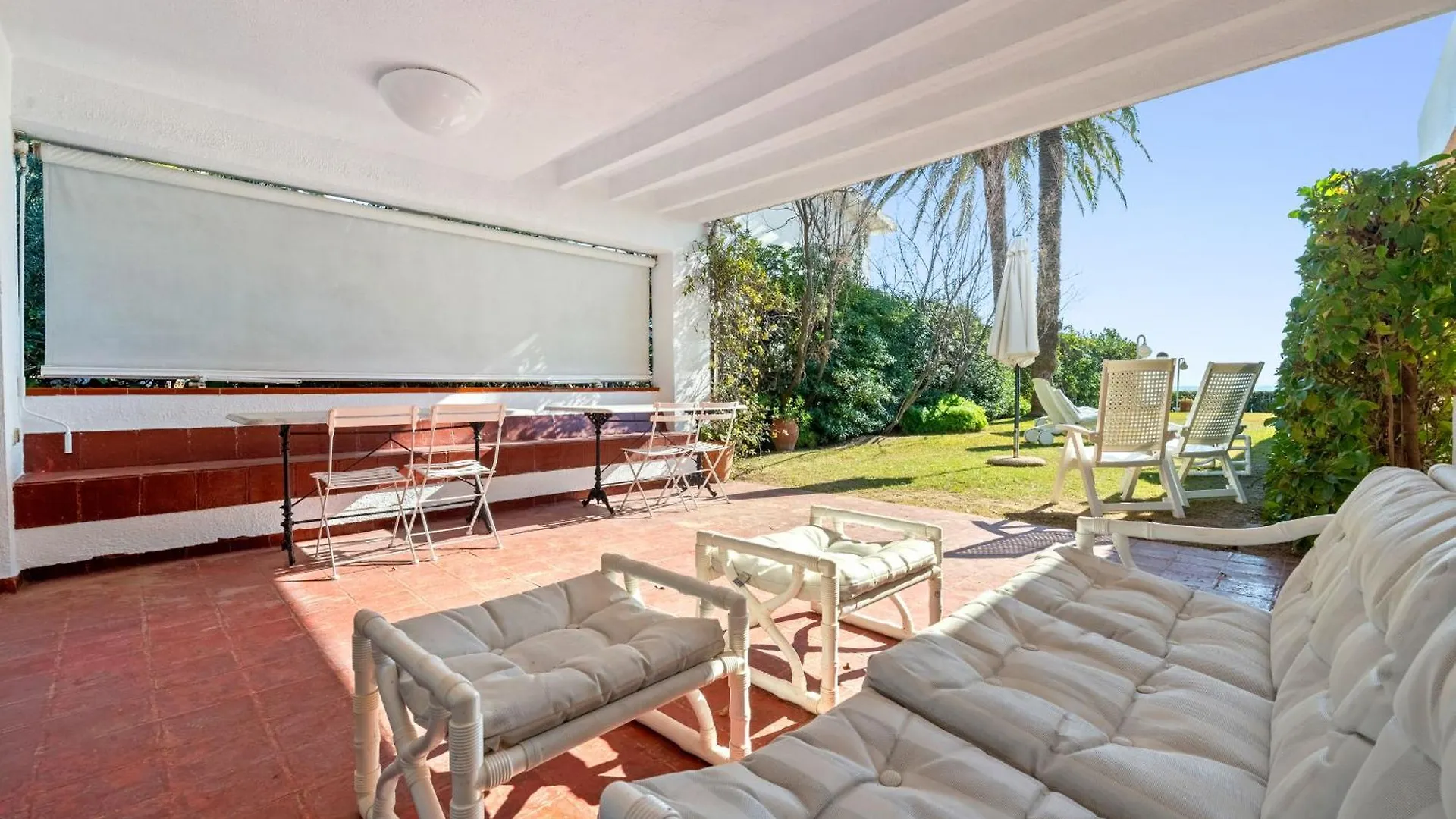 Hauzify I Casa Geranis Villa Cambrils