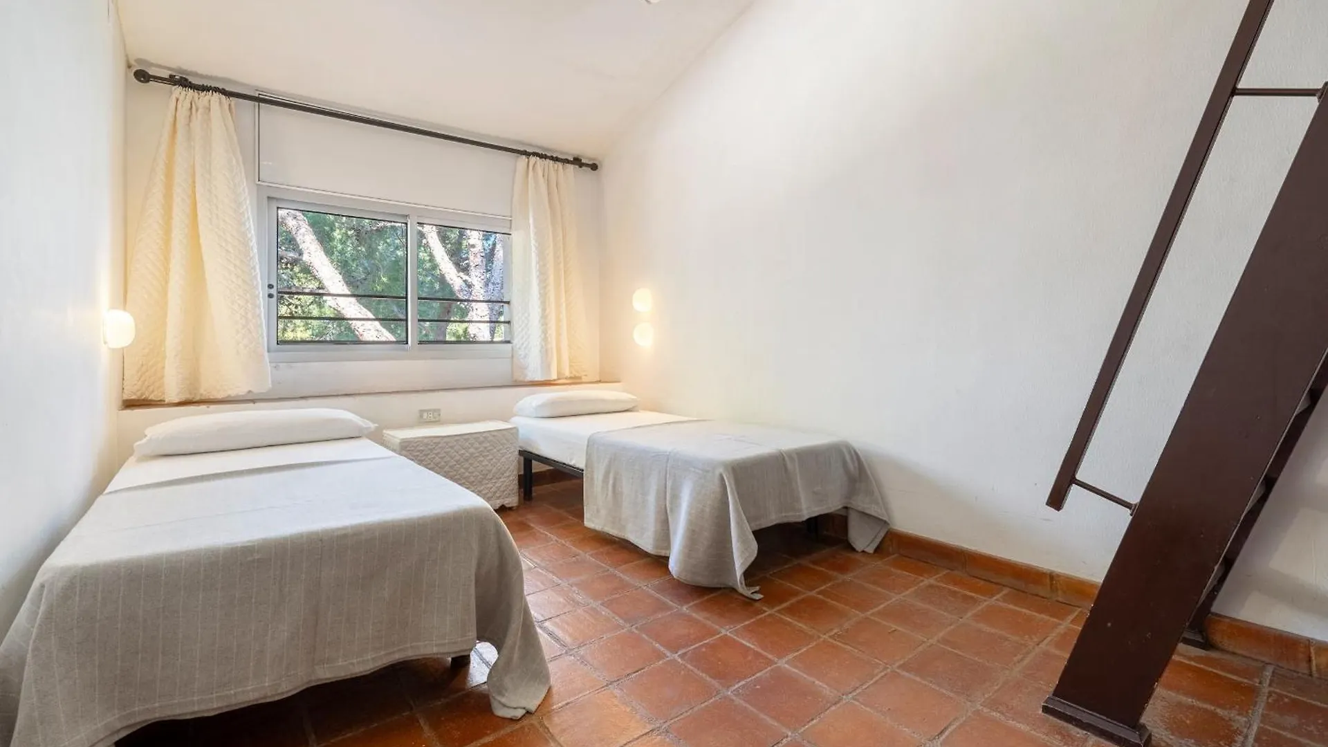 Hauzify I Casa Geranis Villa Cambrils Holiday home